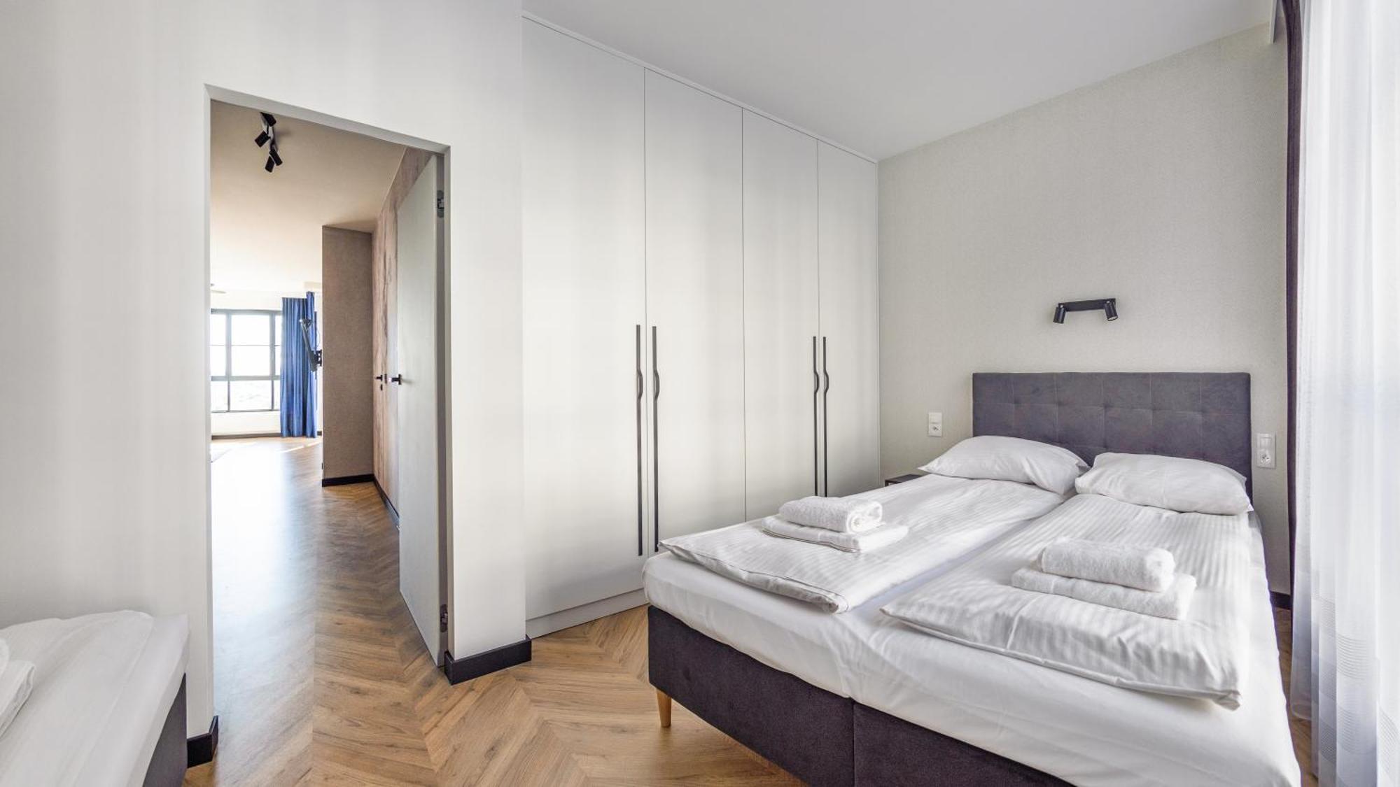 Flatbook - City Center Apartments Doki Living Gdańsk Exterior foto